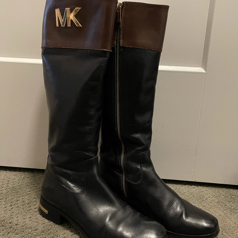 Michael Kors leather boots size 8